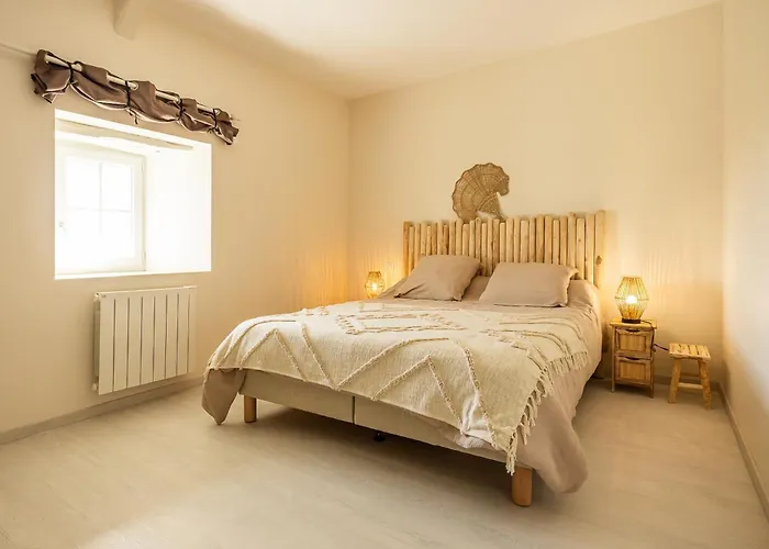 La Fermette D'emilienne Le Val-Saint-Père